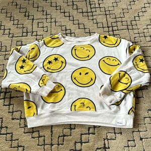 GAP Smiley World Sweatshirt Size Large (10)